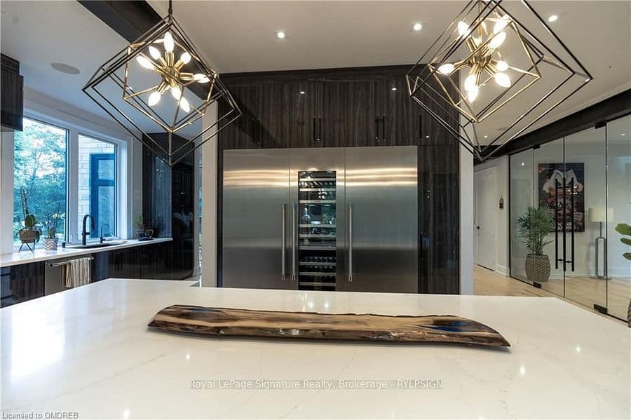 Listing website sample photo 9